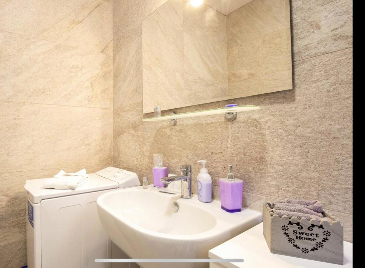 Stylish Close By Trastevere And Life Rome
